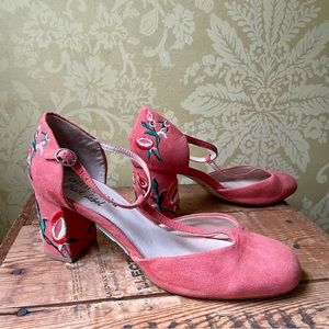 Chelsea Crew Frenchie Embroidered Heels